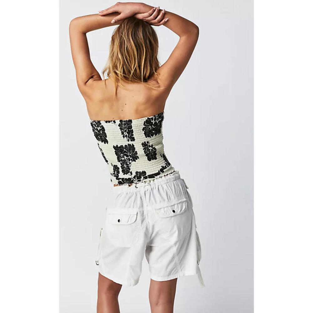 Free People Poppy Tube Blouse Top Crop Floral black white Smocked Ruffle L NWT - Picture 4 of 8